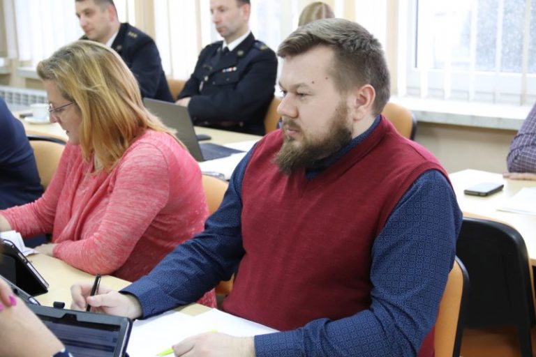 Sesja rady gminy Malanów / Arkadiusz Wszędybył