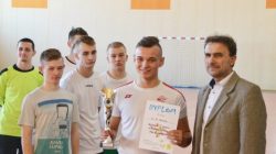Malanów. Halowy Turniej Piłki Nożnej