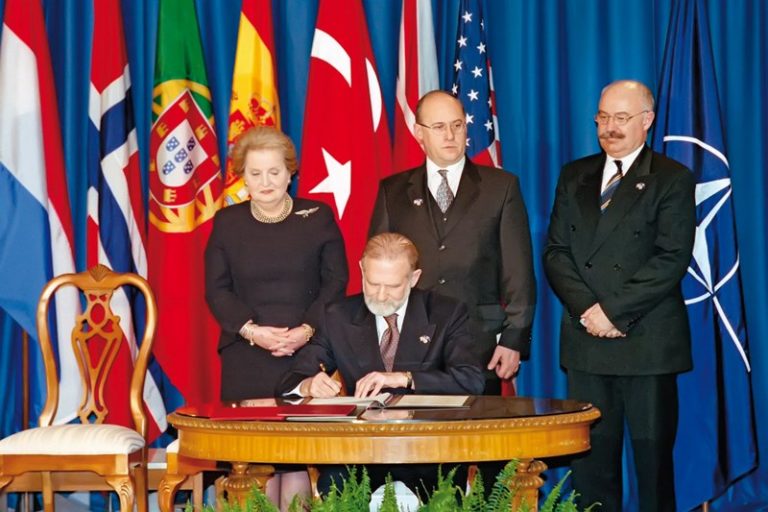 Wejście Polski do NATO - MSZ Bronisław Geremek