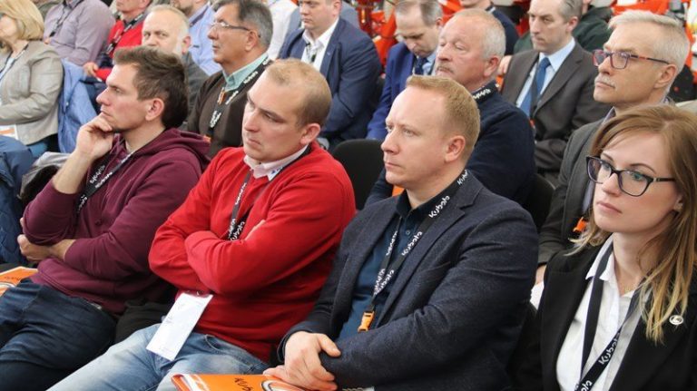 Kaczki Średnie. Konferencja „Precyzyjna przyszłość rolnictwa