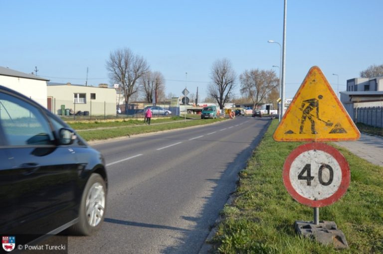 Turek. Skrzyżowanie ulic Kolska Szosa i Wyszyńskiego