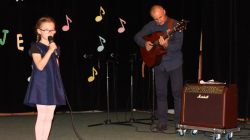 Dobra. Konkurs. "Śpiewam i maluję"