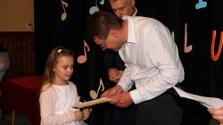 Dobra. Konkurs. "Śpiewam i maluję"