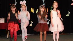 Dobra. Konkurs. "Śpiewam i maluję"