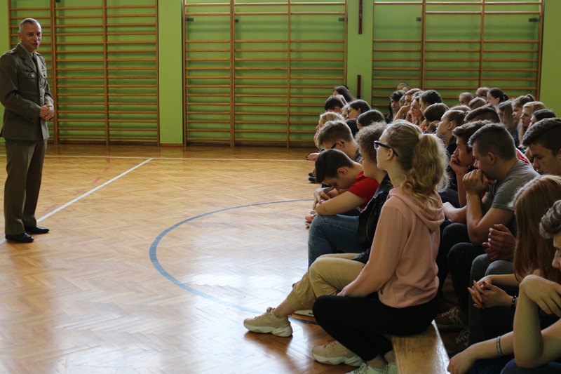 SP Wyszyna. Spotkanie z majorem Sylwinem Donartem