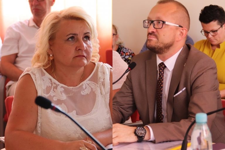 Wotum zaufania odroczone. Przerwana sesja. Burmistrz traci poparcie