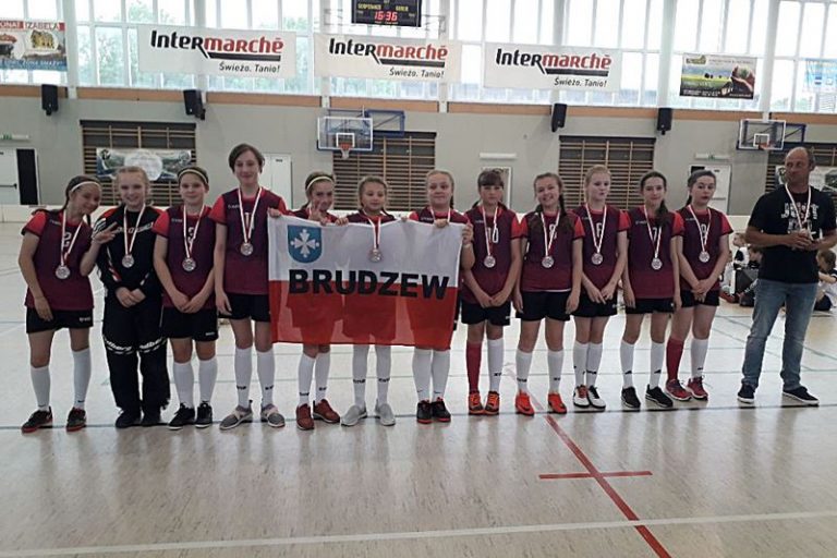 Wicemistrzynie Polski w unihokeju