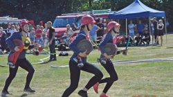 Kaczki Średnie. Gminne zawody sportowo - pożarnicze