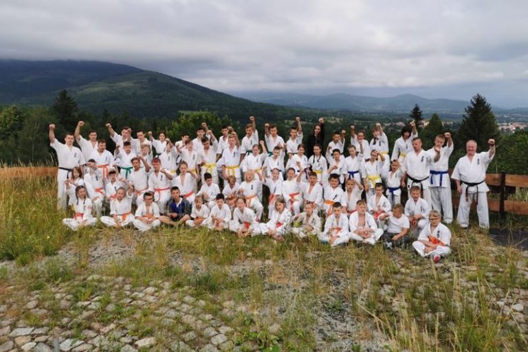 Obóz sportowy kyokushin karate dla karateków z powiatu tureckiego