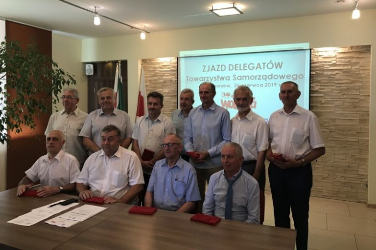 TS. Zjazd delegatów