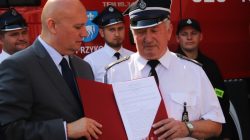 OSP Przykona. Nowy wóz strażacki. Gmina finansuje, a PiS się promuje