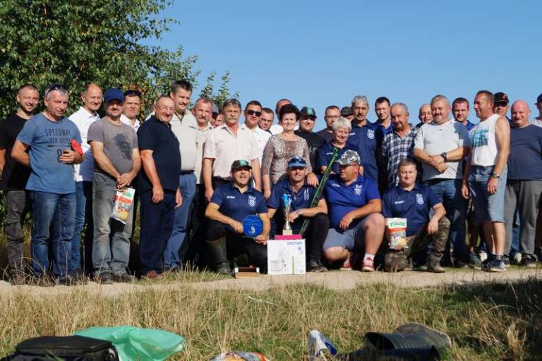 Władysławów. Zawody wędkarskie