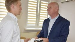 Absolwenci ogólniaka ze stypendiami Wójta Gminy Przykona