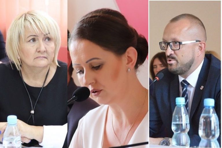 Władza grzeje się w cieple kaloryferów