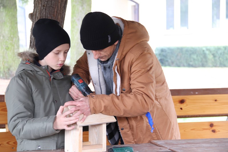 Turek. Warsztaty z budowania karmników