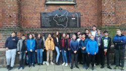 Turek. "Piątka w akcji Szkoła pamięta