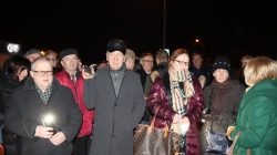 Demonstracja pod Sądem Rejonowym w Turku