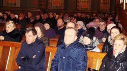 Turek. Harcerze przekazali Betlejemskie Światło Pokoju
