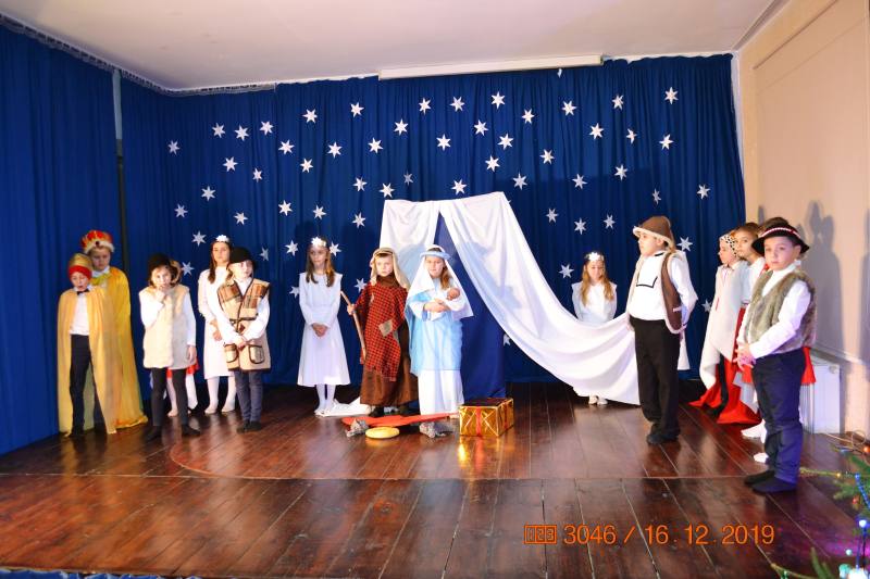 Świąteczna atmosfera w SP we Władysławowie