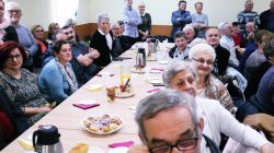 Obdarowani piosenką, laurką i uściskami. Dzień Babci i Dzień Dziadka w Cisewie