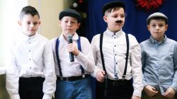 Obdarowani piosenką, laurką i uściskami. Dzień Babci i Dzień Dziadka w Cisewie