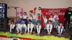 Władysławów. Choinka z Babcią i Dziadkiem