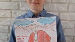 SP 4 Turek. 100. rocznica urodzin Jana Pawła II