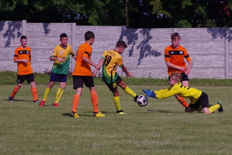 Sparing trampkarzy Tura Turek z Górnikiem Kłodawa