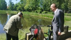 wędkarz i burmistrz Antosik