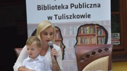 Czytanie Wśród Drzew" - akcja promująca czytelnictwo.