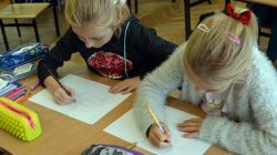 Dzieci w bibliotece
