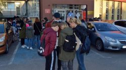 Gra mobilna "Słodka afera"