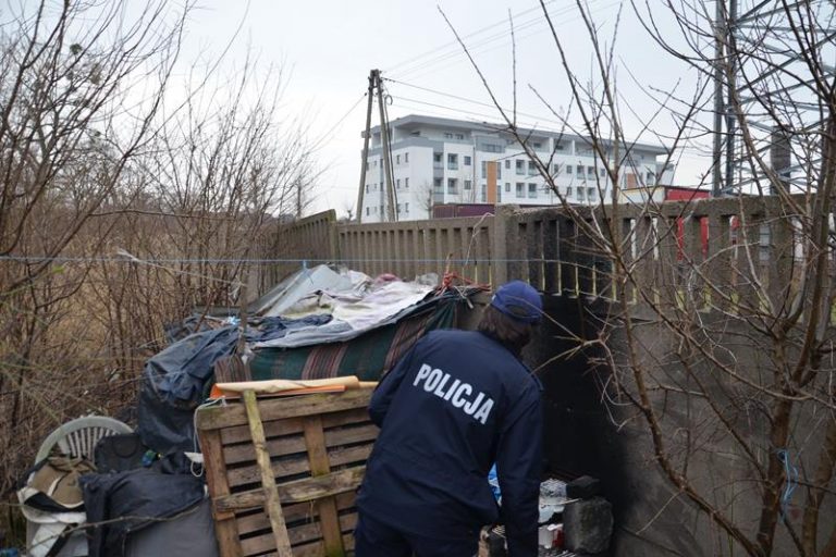 Policja martwi się o osoby bezdomne