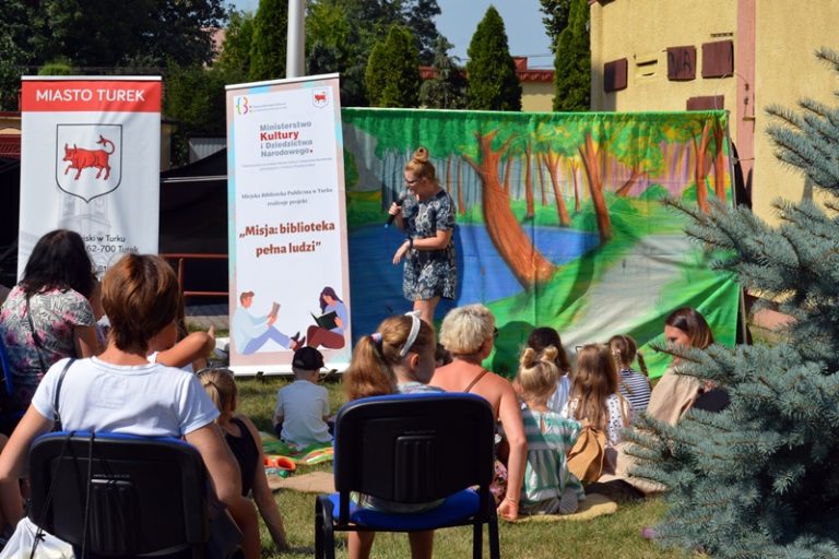 „Misja: biblioteka pełna ludzi”