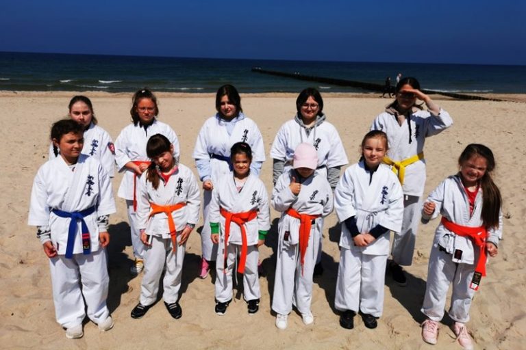 Zawodnicy KSiSW na zgrupowaniu Kyokushinkai Karate