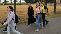 V piesza pielgrzymka z Kaczek Śr. do sanktuarium Przemienienia Pańskiego w Galewie