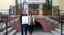 Turkowskie muzeum ponownie w gronie laureatów konkursu Izabella (za rok 2019) | od lewej: dyrektor Bartosz Stachowiak