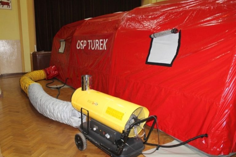 Nowy namiot pneumatyczny już na wyposażeniu OSP Turek