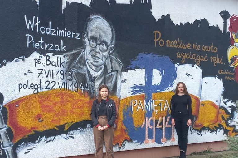 Uczniowie „Piątki” w drodze po mandat posła Sejmu Dzieci i Młodzieży.