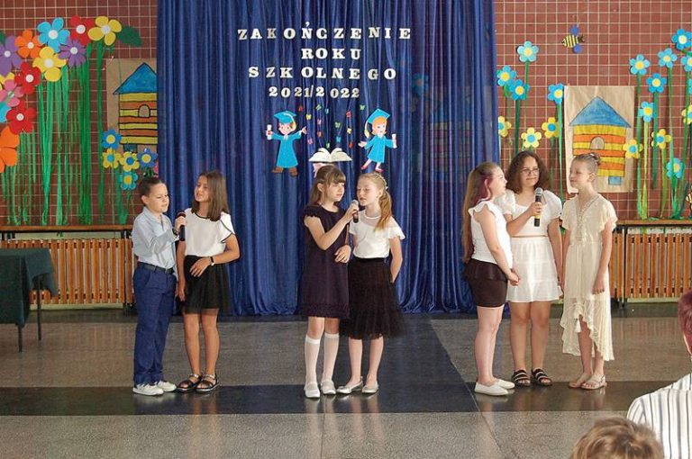 Turek. Szczęśliwej drogi, już czas! – zakończenie roku w “Piątce”