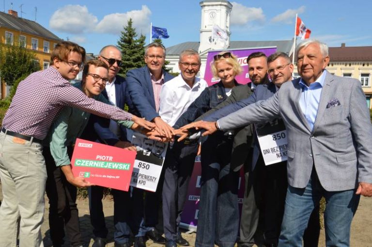Kandydaci do sejmu z Nowej lewicy na turkowskim rynku