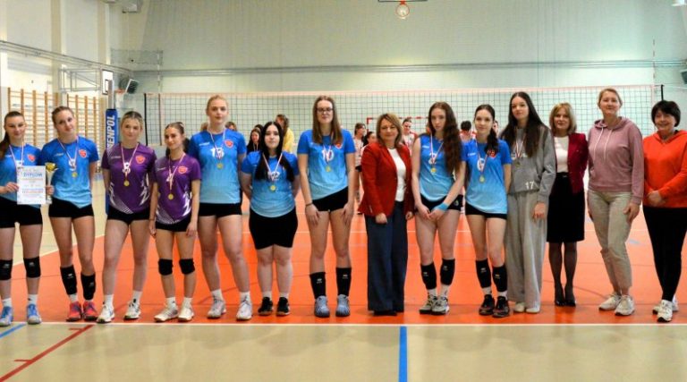 LO Turek w finale! Siatkarki bez straty seta