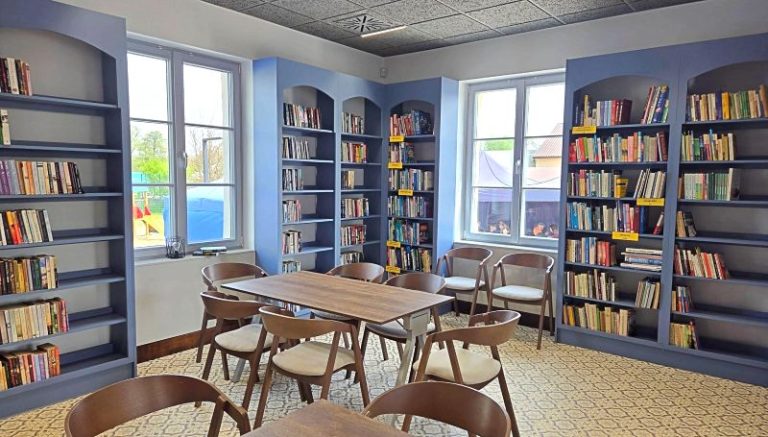 Biblioteka w Smaszewie już otwarta. Nowa filia służy mieszkańcom