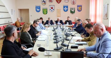 Komisja Bezpieczeństwa debatowała o odorach i szczurach