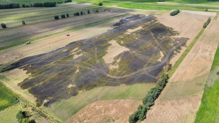 Groźny pożar pola w Janiszewie. Spłonęło 6 hektarów
