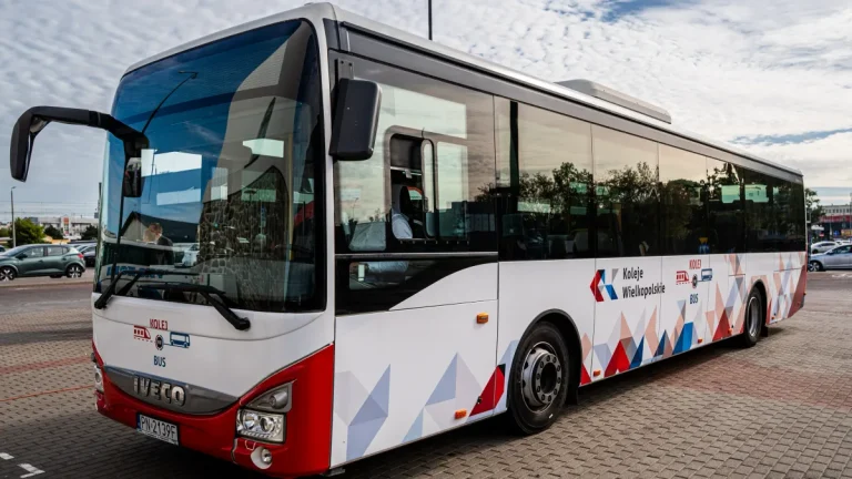 Autobus Kolei Wielkopolskich uzupełnił siatkę połączeń na trasie TUREK - KONIN