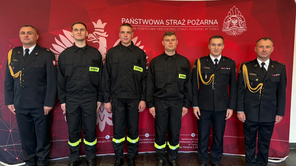 Trzech nowych strażaków złożyło ślubowanie w Turku